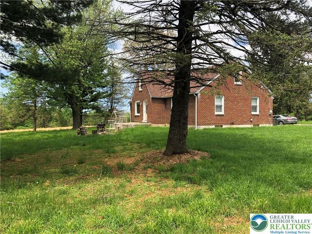 1931 Meadows Road, Lower Saucon Twp, PA 18015