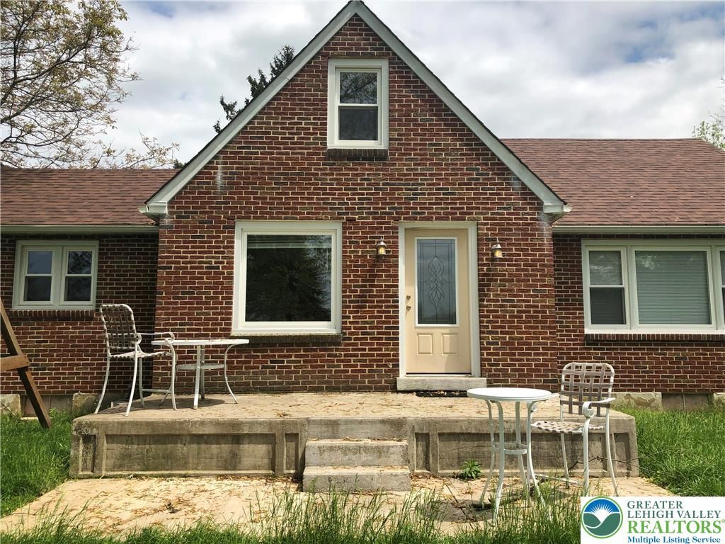 1931 Meadows Road, Lower Saucon Twp, PA 18015