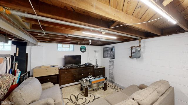 5520 Mill Creek Boulevard, Youngstown, OH 44512