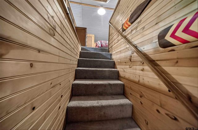 22168 Sportsman's Dr, Chandler, TX 75758