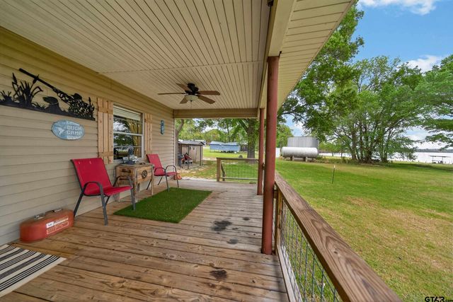 22168 Sportsman's Dr, Chandler, TX 75758