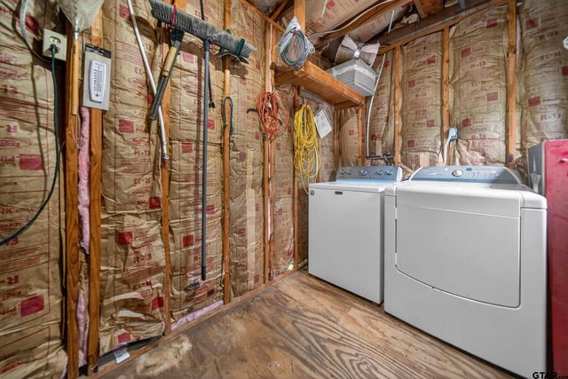 22168 Sportsman's Dr, Chandler, TX 75758