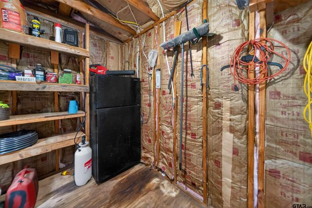 22168 Sportsman's Dr, Chandler, TX 75758