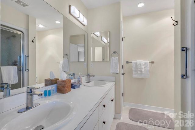 784 Alpine Drive, Seven Devils, NC 28604
