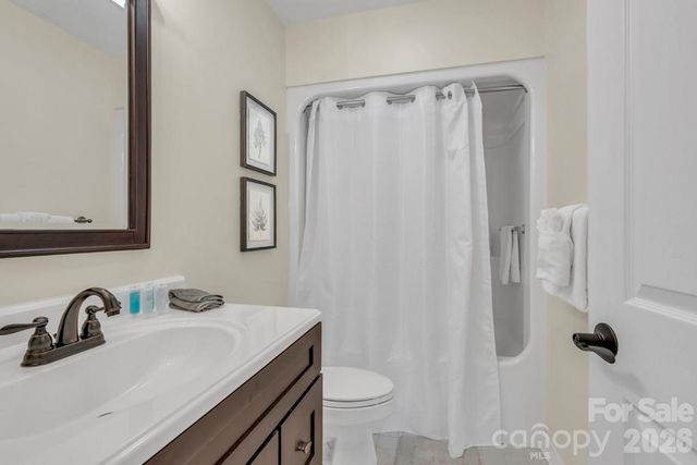 784 Alpine Drive, Seven Devils, NC 28604