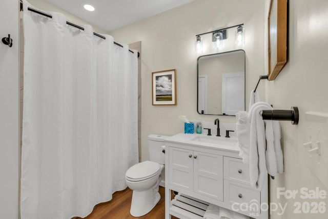 784 Alpine Drive, Seven Devils, NC 28604