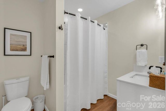784 Alpine Drive, Seven Devils, NC 28604