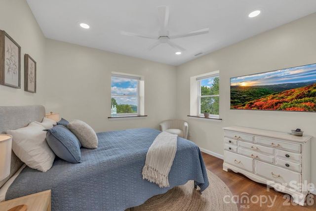 784 Alpine Drive, Seven Devils, NC 28604