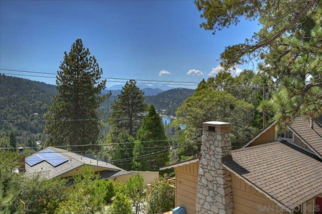 710 Arosa, Crestline, CA 92325