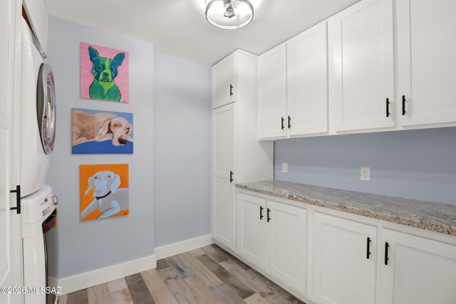 12490 N La Cañada Drive, Oro Valley, AZ 85755