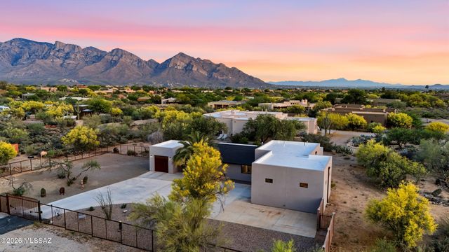 12490 N La Cañada Drive, Oro Valley, AZ 85755