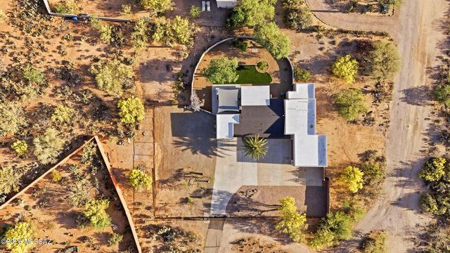 12490 N La Cañada Drive, Oro Valley, AZ 85755