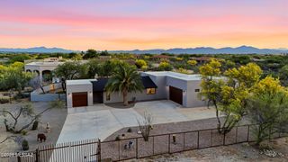 12490 N La Cañada Drive, Oro Valley, AZ 85755