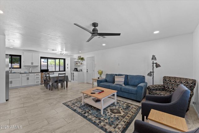 7531 E BELLEVIEW Street, Scottsdale, AZ 85257