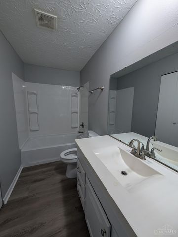 3611 Greenwood Drive, Middletown, OH 45044