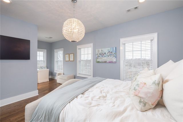 17 W Louise Street, Fayetteville, AR 72701