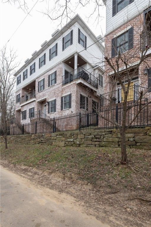 17 W Louise Street, Fayetteville, AR 72701