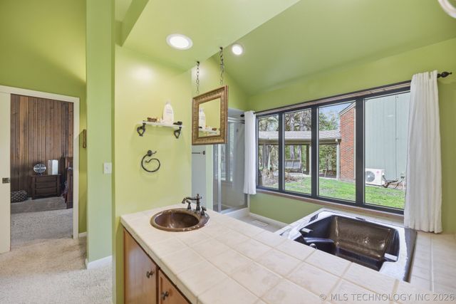 9901 S Sandusky Avenue, Tulsa, OK 74137