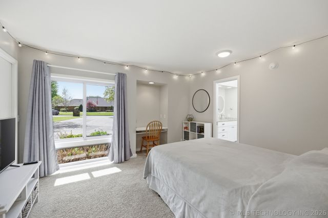 9901 S Sandusky Avenue, Tulsa, OK 74137