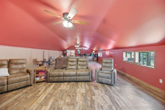 9901 S Sandusky Avenue, Tulsa, OK 74137