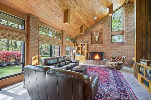 9901 S Sandusky Avenue, Tulsa, OK 74137