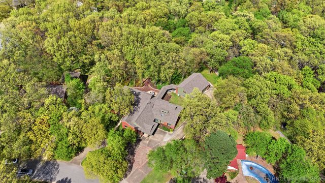 9901 S Sandusky Avenue, Tulsa, OK 74137