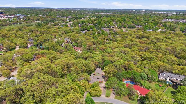 9901 S Sandusky Avenue, Tulsa, OK 74137