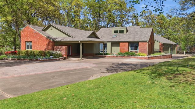 9901 S Sandusky Avenue, Tulsa, OK 74137
