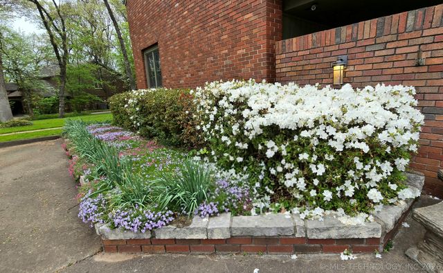 9901 S Sandusky Avenue, Tulsa, OK 74137