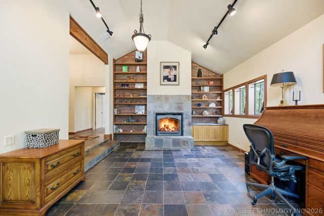 9901 S Sandusky Avenue, Tulsa, OK 74137