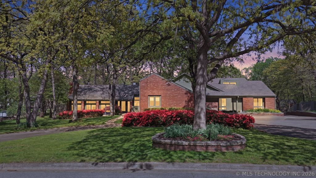 9901 S Sandusky Avenue, Tulsa, OK 74137