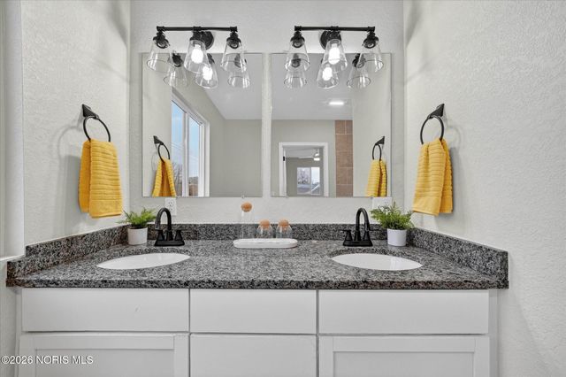 1107 Lemoyne Road, Northwood, OH 43619