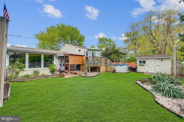 77 SCHOONER AVE, Barnegat, NJ 08005