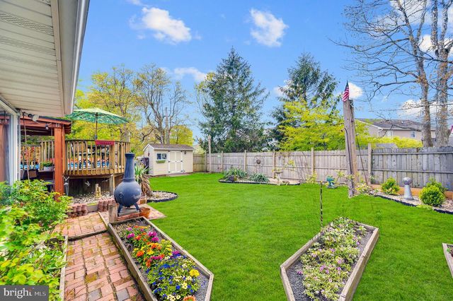 77 SCHOONER AVE, Barnegat, NJ 08005