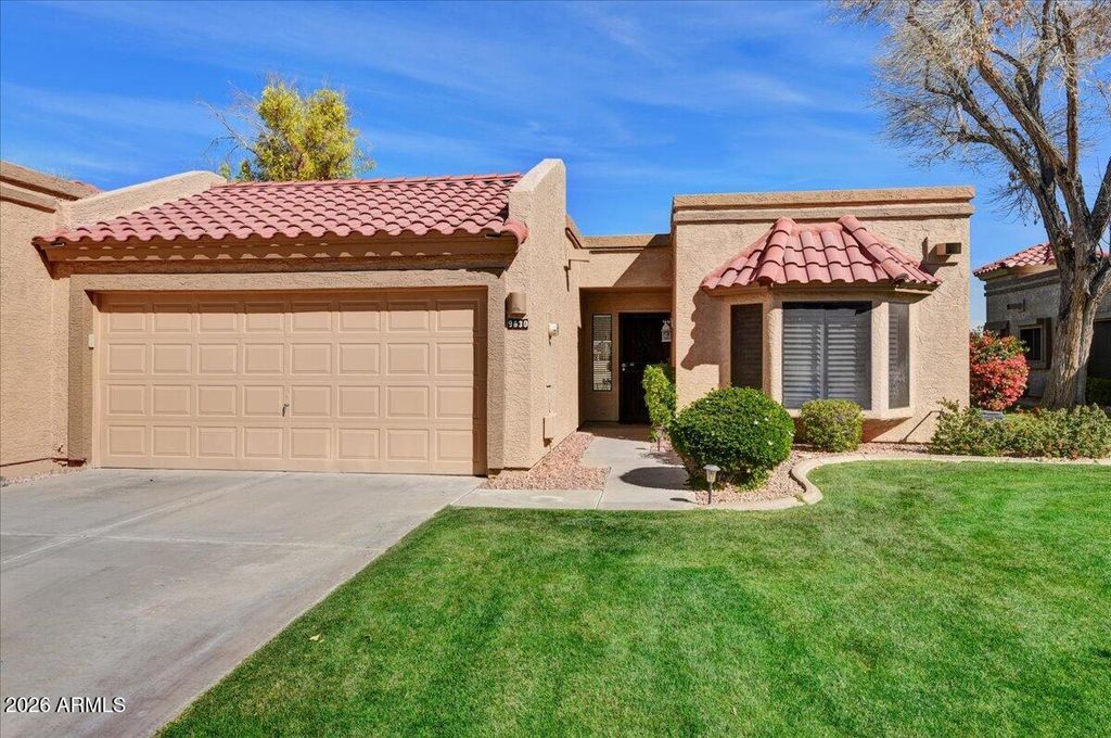 9630 W TONTO Lane, Peoria, AZ 85382