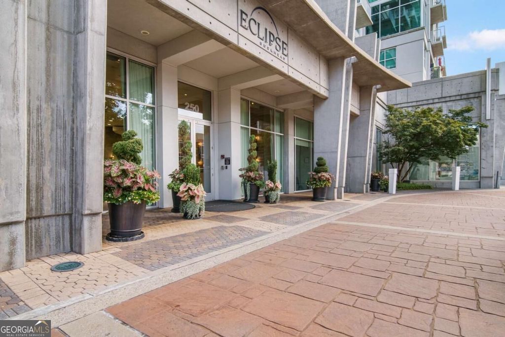 250 Pharr Road NE 412, Atlanta, GA 30305