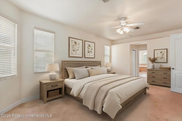 10400 Golden Avenue, Weeki Wachee, FL 34613