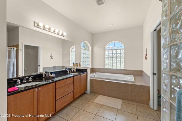 10400 Golden Avenue, Weeki Wachee, FL 34613