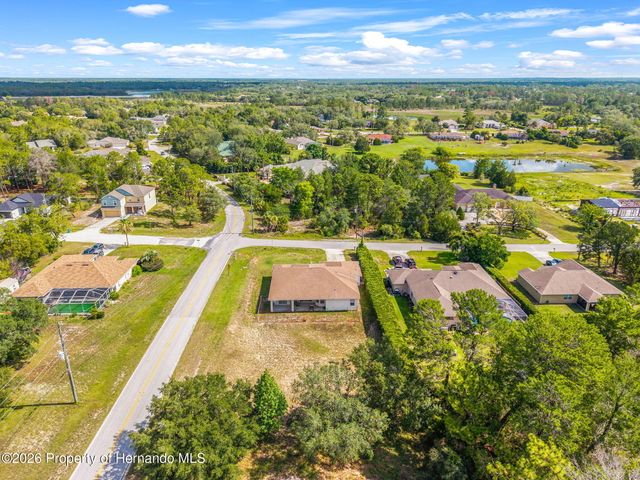 10400 Golden Avenue, Weeki Wachee, FL 34613