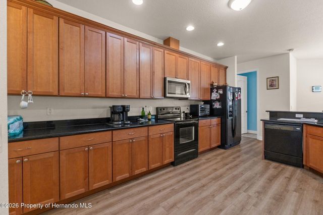 10400 Golden Avenue, Weeki Wachee, FL 34613