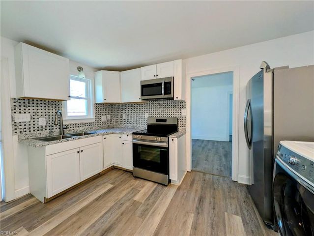 2630 Woodland AVE, Norfolk, VA 23504