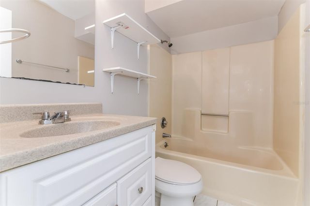 924 S HERON CIRCLE, Winter Haven, FL 33884