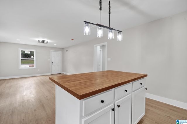 2809 BROOKHAVEN AVENUE SW, Birmingham, AL 35211