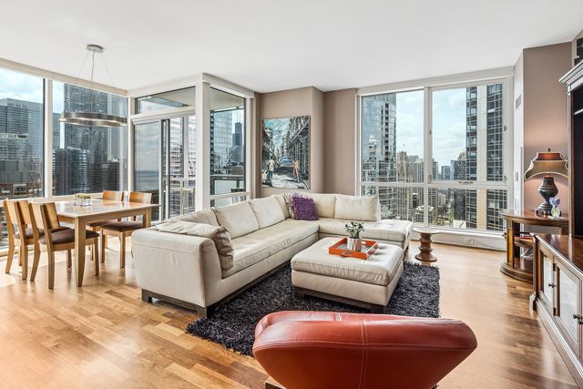 505 N MCCLURG Court 3905, Chicago, IL 60611