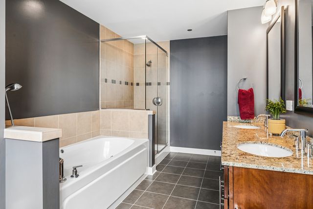 505 N MCCLURG Court 3905, Chicago, IL 60611