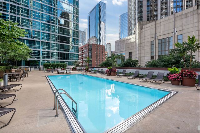 505 N MCCLURG Court 3905, Chicago, IL 60611