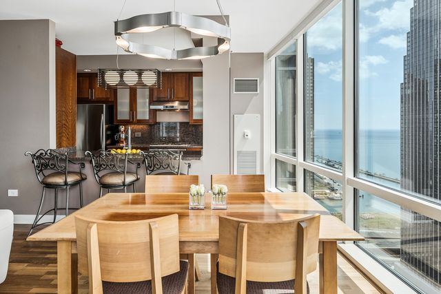 505 N MCCLURG Court 3905, Chicago, IL 60611