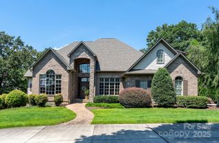 123 Stonebridge Drive, New London, NC 28127