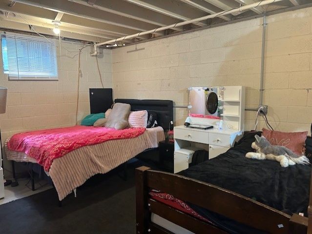 1210 Concord Dr, Hopewell Twp, PA 15001