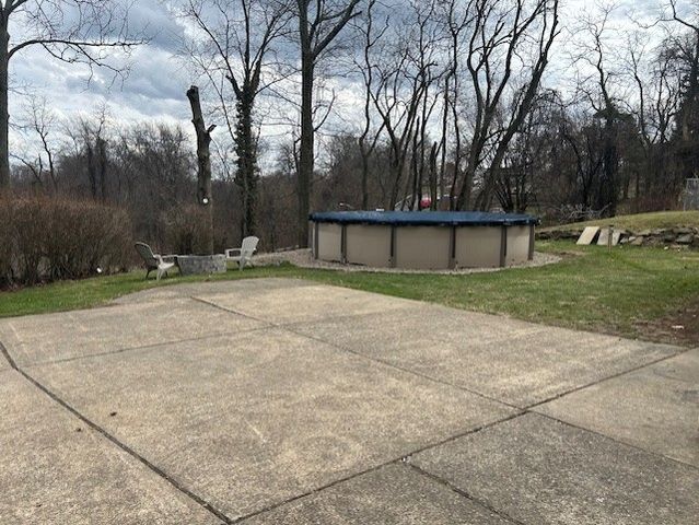 1210 Concord Dr, Hopewell Twp, PA 15001